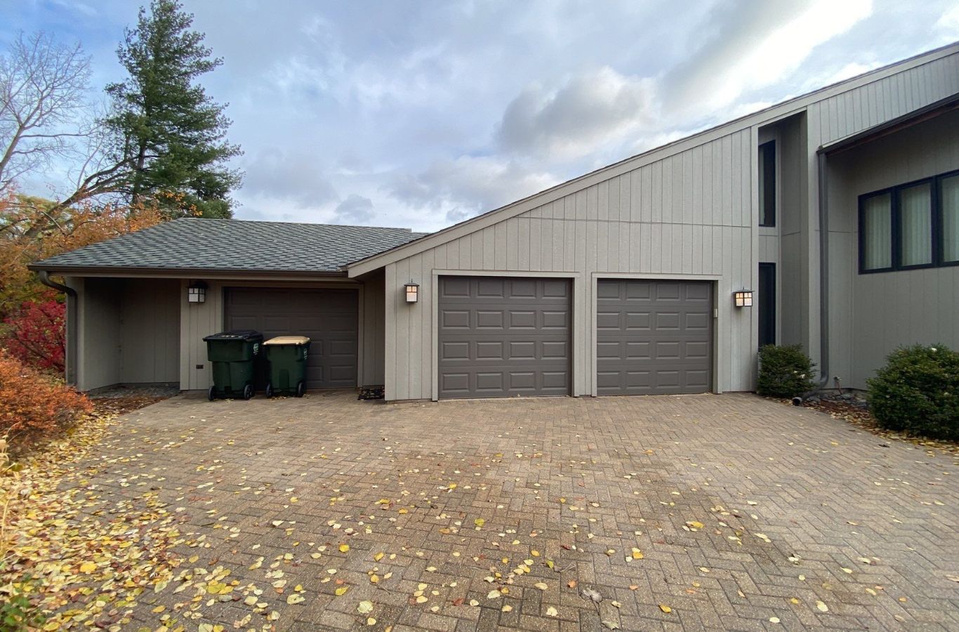 R&J Painting expert delivering trusted painting services in McHenry, IL with professional techniques and reliable customer-focused results. Painting Services near me.